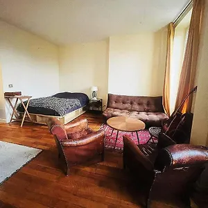  Appartamento Ermitage-appartement - Buttes Chaumont Francia